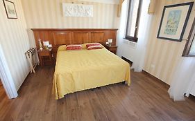 Area Sacra Relais